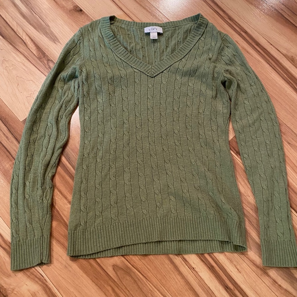 Ann Taylor Loft v-neck sweater—S